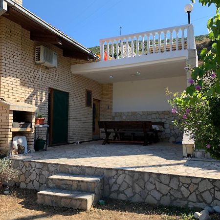 Holiday Home Bratica อุลซิน ภายนอก รูปภาพ