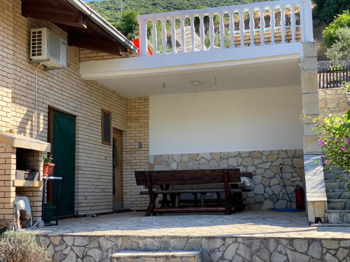 Holiday Home Bratica อุลซิน ภายนอก รูปภาพ