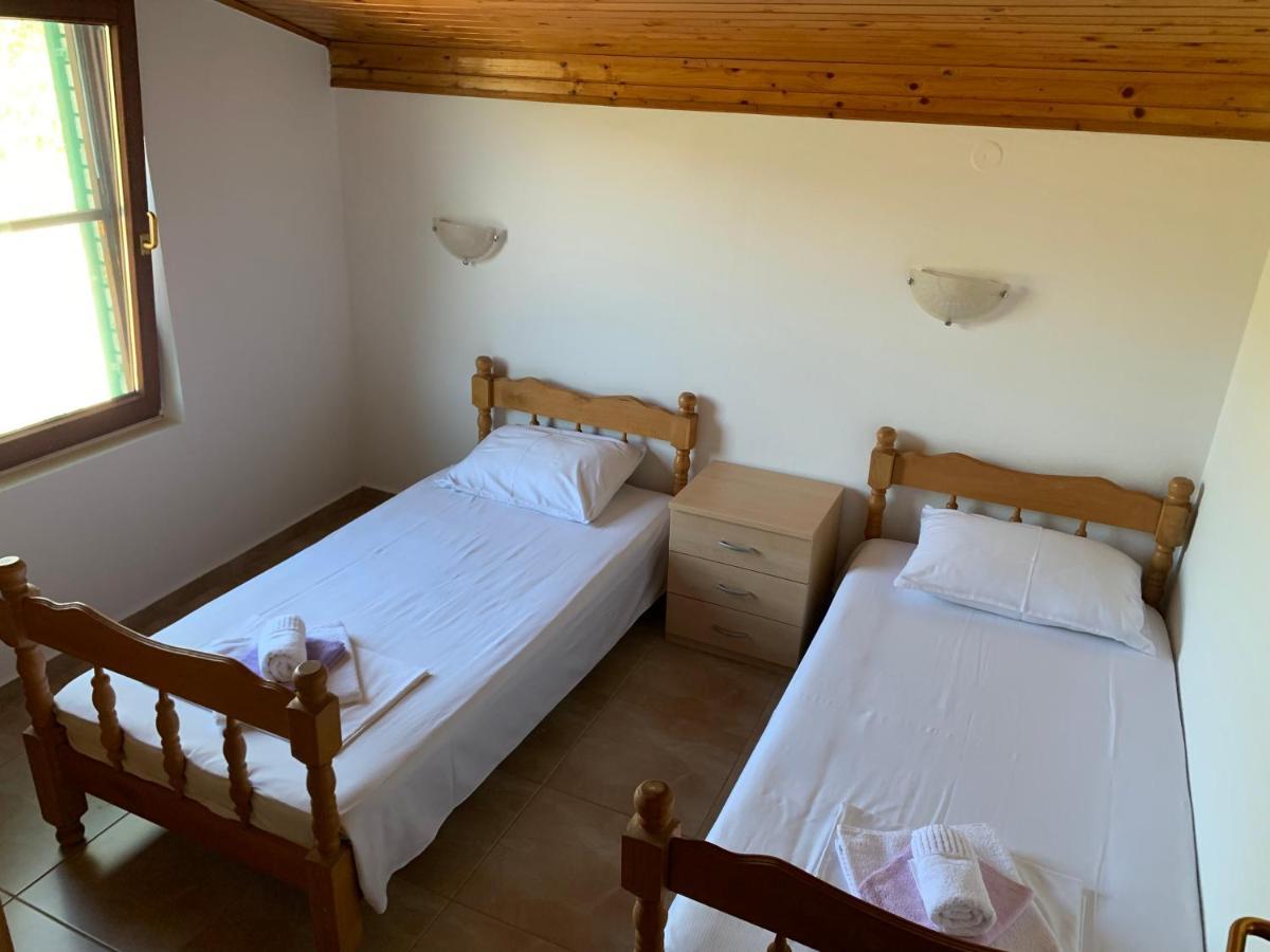 Holiday Home Bratica อุลซิน ภายนอก รูปภาพ
