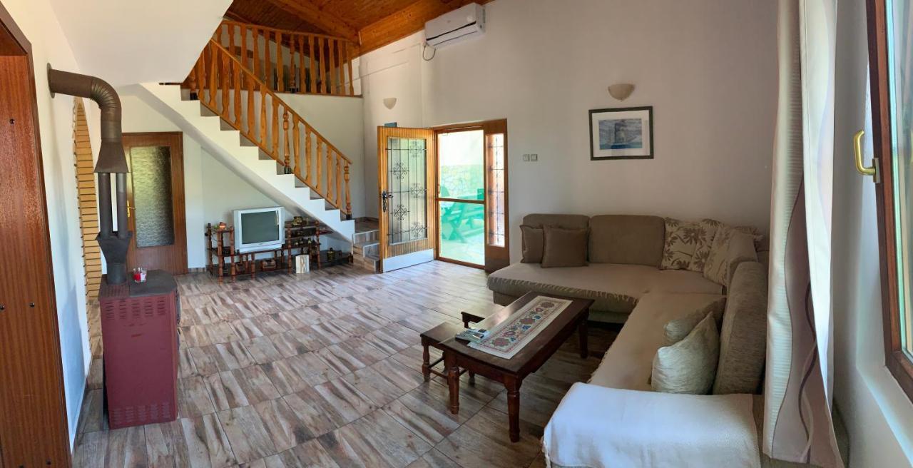 Holiday Home Bratica อุลซิน ภายนอก รูปภาพ