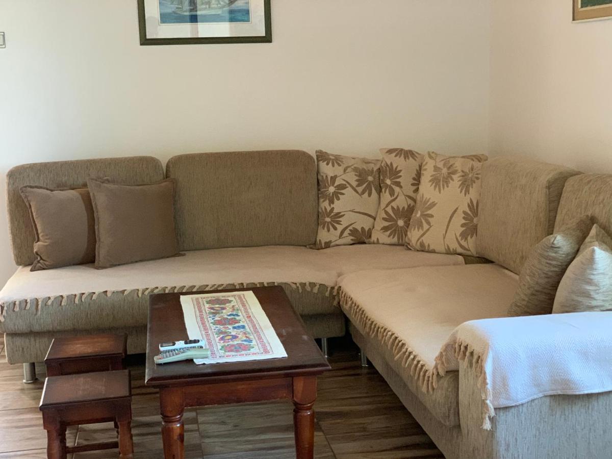 Holiday Home Bratica อุลซิน ภายนอก รูปภาพ